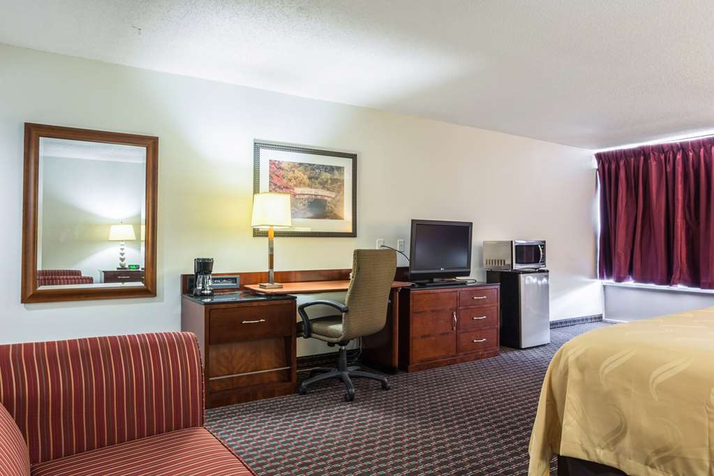Days Inn By Wyndham Hartsfield Jackson Atlanta Airport West College Park Bilik gambar