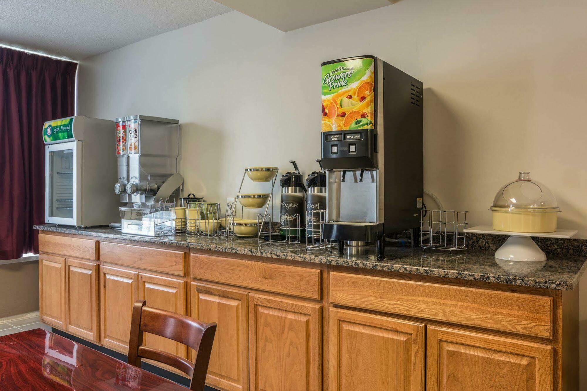 Days Inn By Wyndham Hartsfield Jackson Atlanta Airport West College Park Luaran gambar